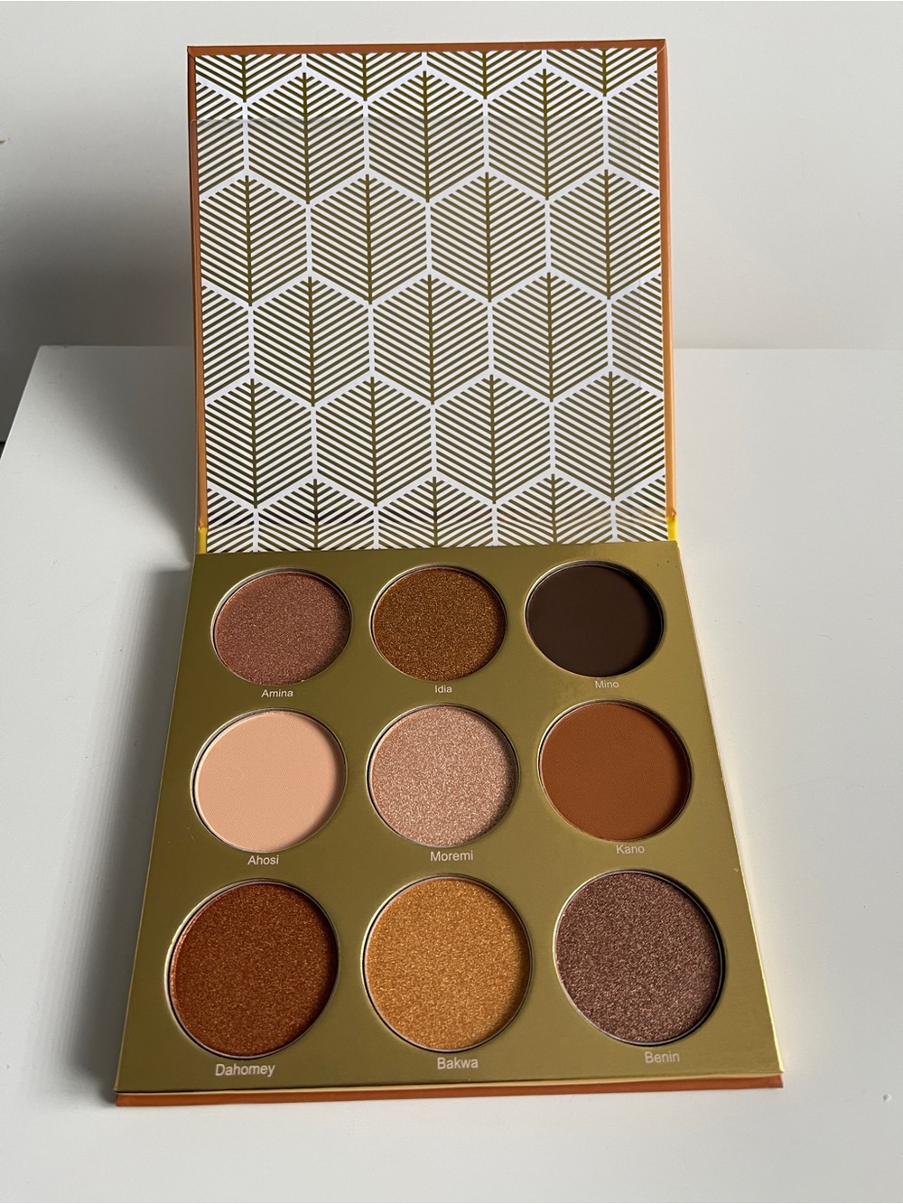 😍THE WARRIOR BY JUVIA’S PLACE 9 Beautiful Shades